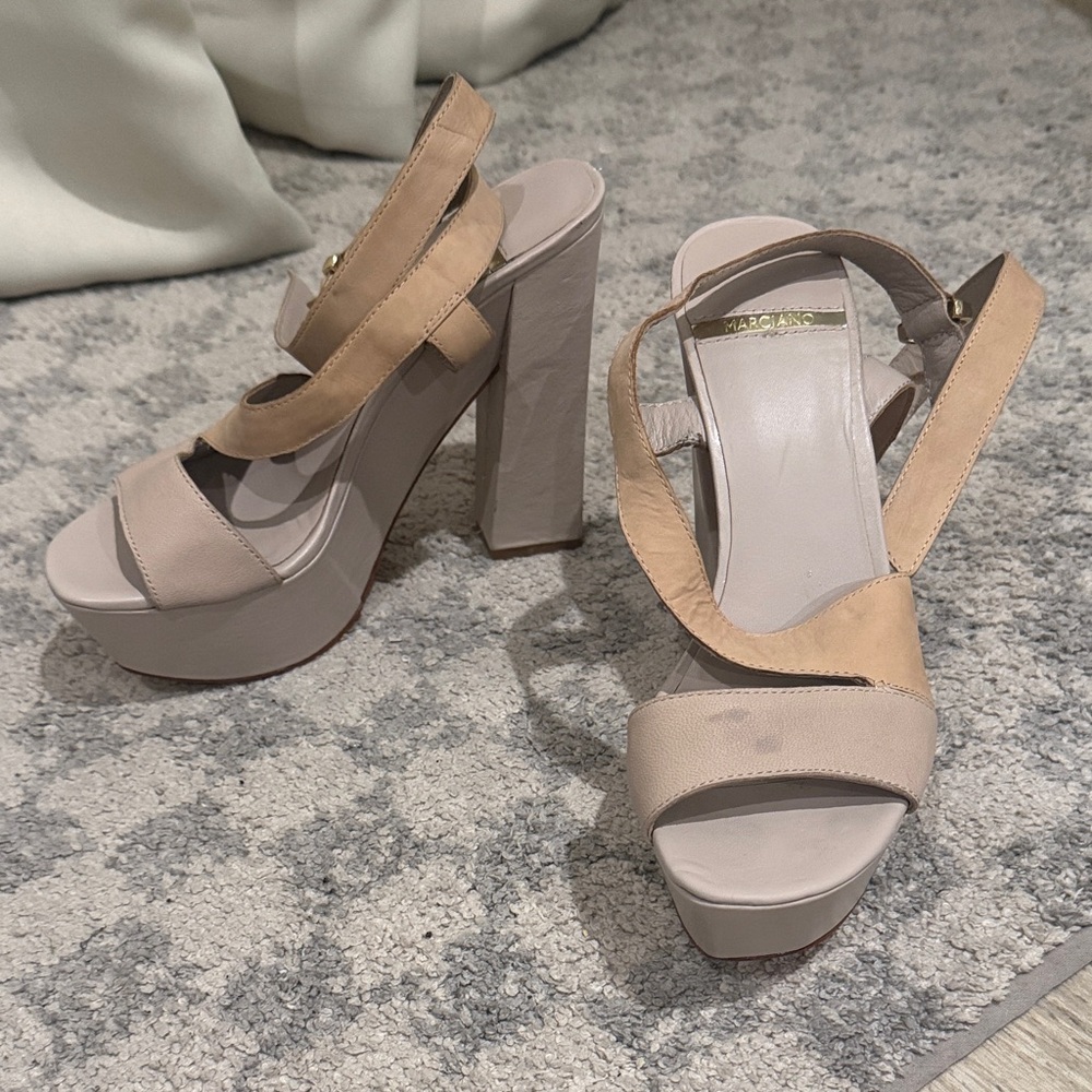 Marciano Elegant Beige Platform Leather Heels Size 7.5 Womens